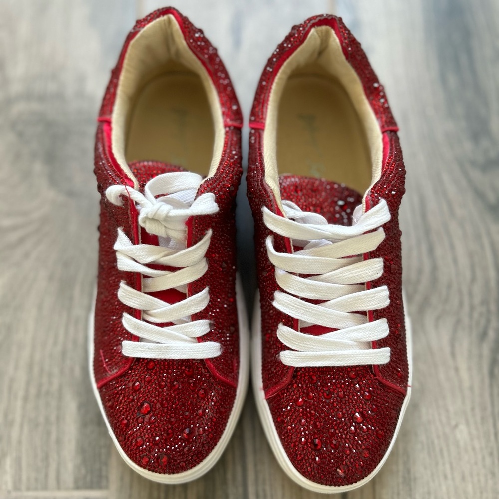 Betsey Johnson Women's Sidny Platform Sneakers - 7